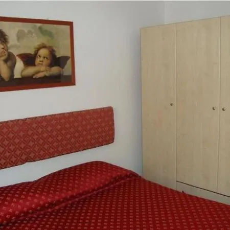 Vakantiehuis Alluring Holiday In Near Beach *